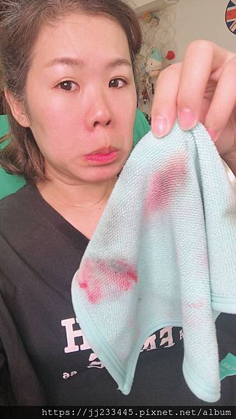 清潔|天然的奈米級離子,讓洗卸徹底乾淨的輔助好幫手-【艾美肌美容巾】開箱