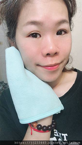 清潔|天然的奈米級離子,讓洗卸徹底乾淨的輔助好幫手-【艾美肌美容巾】開箱