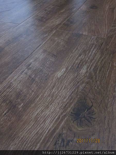 晶鑽系列-仿古白橡2-超耐磨木地板/強化木地板