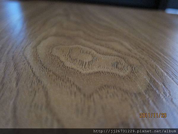 簡約無縫8mm-美國胡桃9-超耐磨木地板 強化木地板