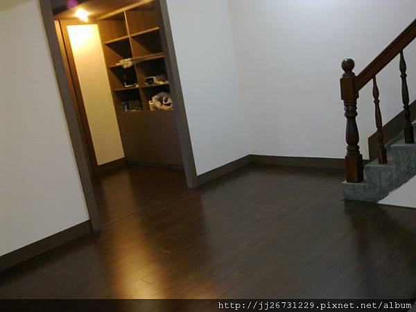 新拍立扣-胡桃-111128424-超耐磨木地板/強化木地板