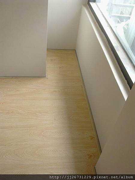 晶鑽-貝魯特橡木-120111582-超耐磨木地板/強化木地板