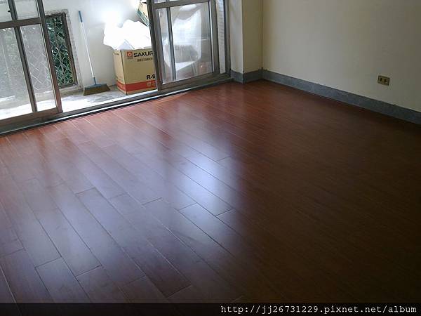 新拍立扣-紅檀香-110826166-超耐磨木地板/強化木地板