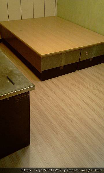 簡約無縫木地板-歐洲白橡-11101009施工後4-八里 超耐磨木地板/強化木地板