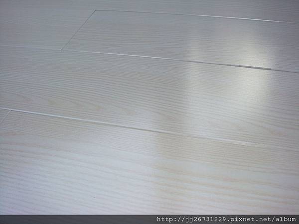 鋼琴面拍立扣/鋼琴烤漆-瑞士白橡11-超耐磨木地板/強化木地板