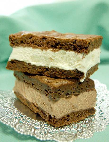 brownie-ice-cream-sandwich-345x450