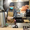 【內湖美食】舞螞蟻日式三明治，大推特製豬排餅，必點日式和菓子摩納卡｜哈拉影城附近｜天界之舟行善濟世 (19).jpg