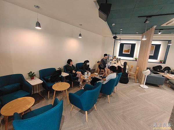 Cozy Coffee可集咖啡銘傳店｜充滿青春氣息愜意的校園咖啡，必點鬆餅系列｜士林咖啡廳推薦16.jpg