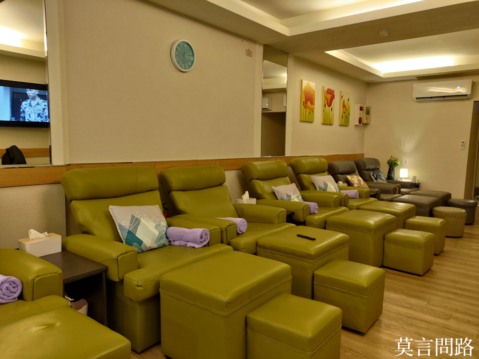台式按摩推薦【綠林足道養生館】腳底按摩+肩頸按摩，20年深耕在地資深按摩手法｜評價｜中山區按摩店推薦｜近捷運中山站 (1).PNG