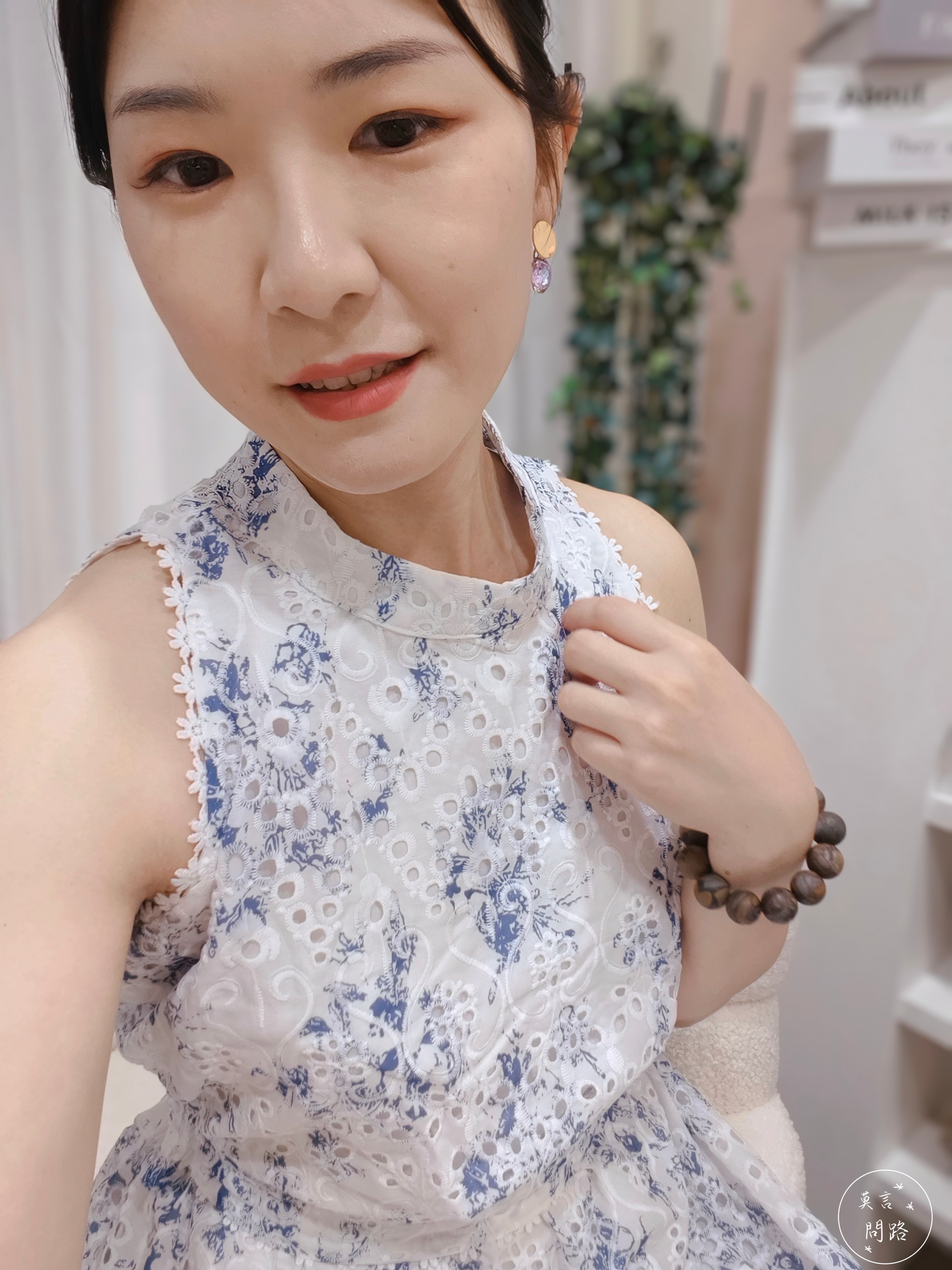 【開箱】ehole衣洞|質感刺繡緹花削肩洋裝|夏日優雅必備單品 (8).jpg 【開箱】ehole衣洞|質感刺繡緹花削肩洋裝|夏日優雅必備單品 (8).jpg