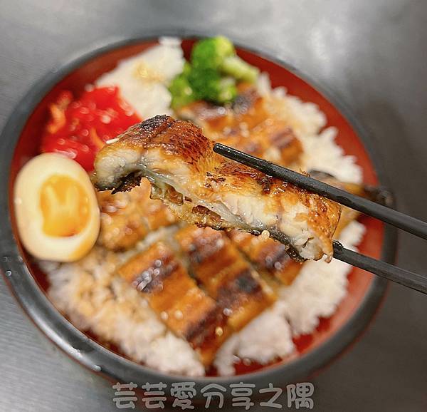 【宜蘭美食推薦】令人驚艷的直火炭烤鰻魚｜炙燒牛排｜鰻老爺宜蘭