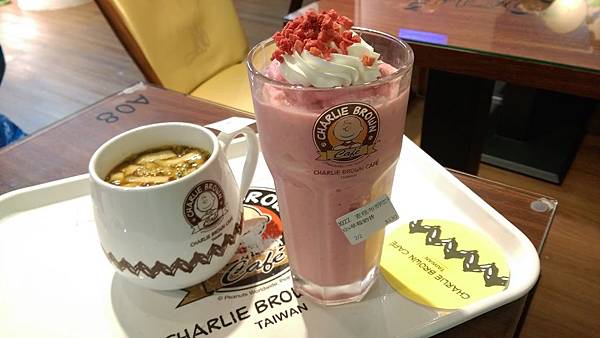 查理布朗咖啡Charlie Brown Café