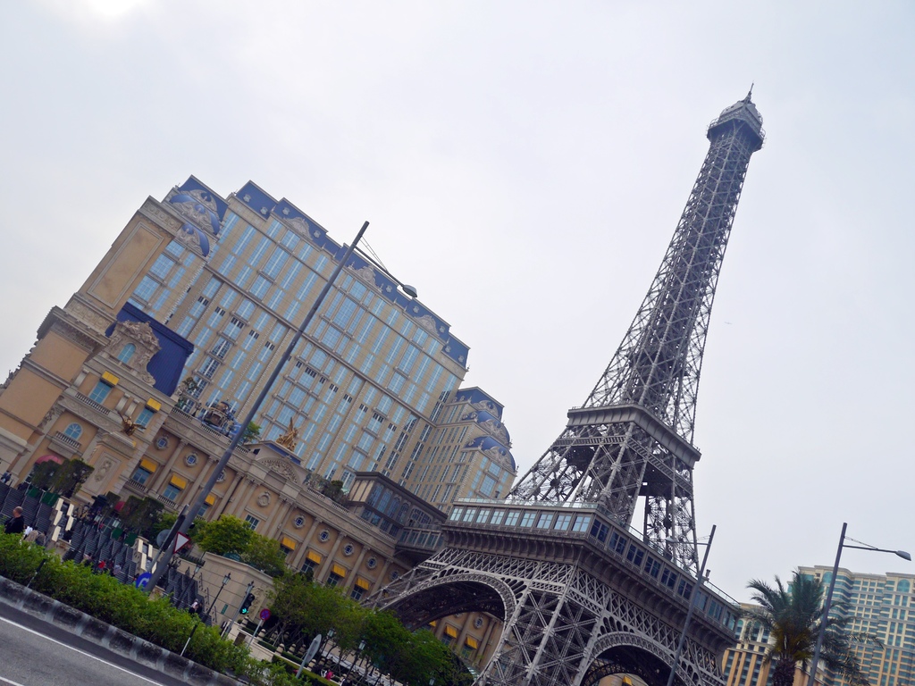 巴黎人巴黎鐵塔