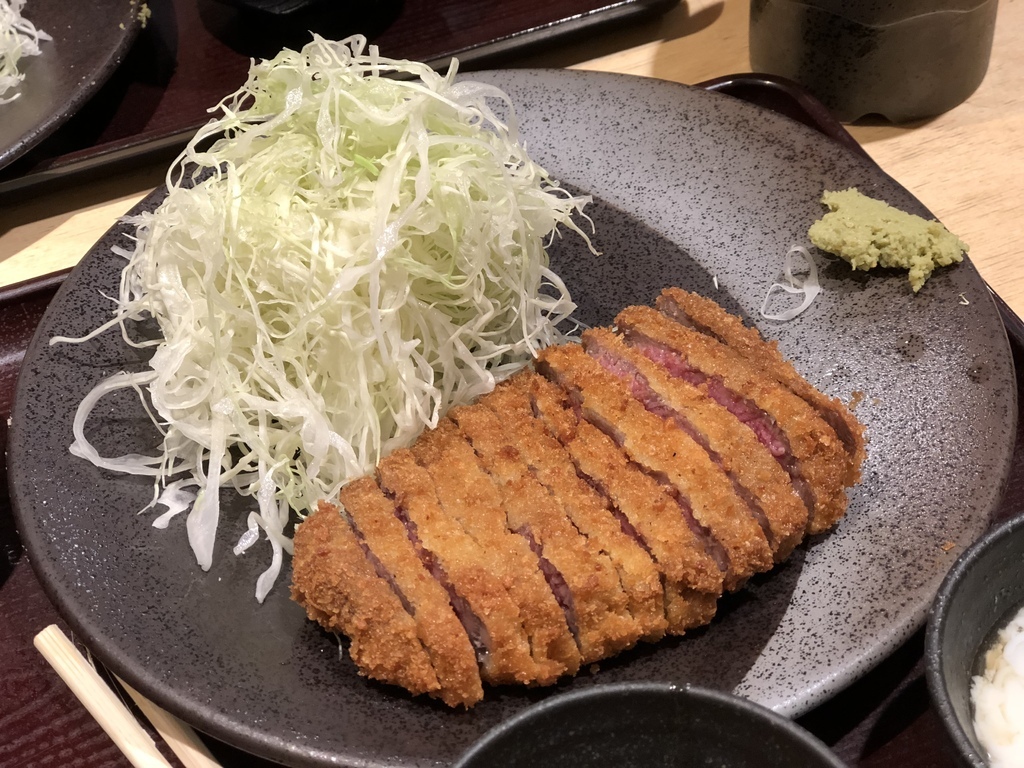 牛カツ専門店　京都勝牛-Kyoto Katsugyu