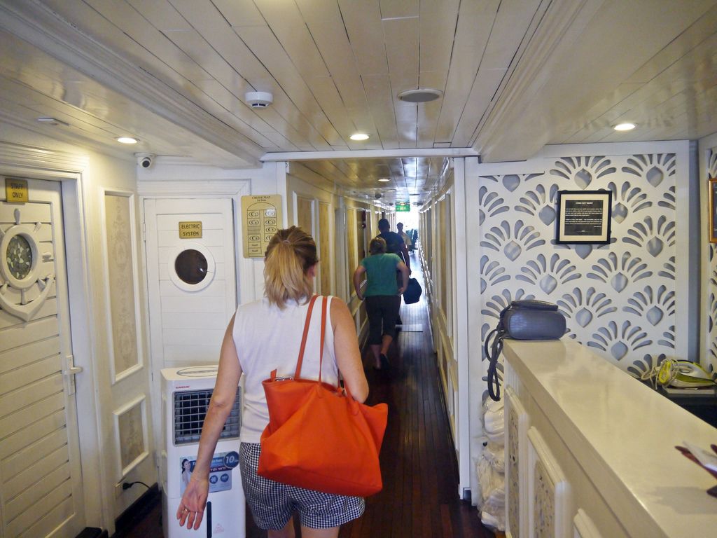 Signature Halong Cruise