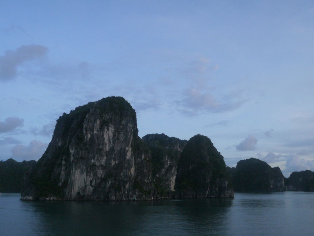 Signature Halong Cruise