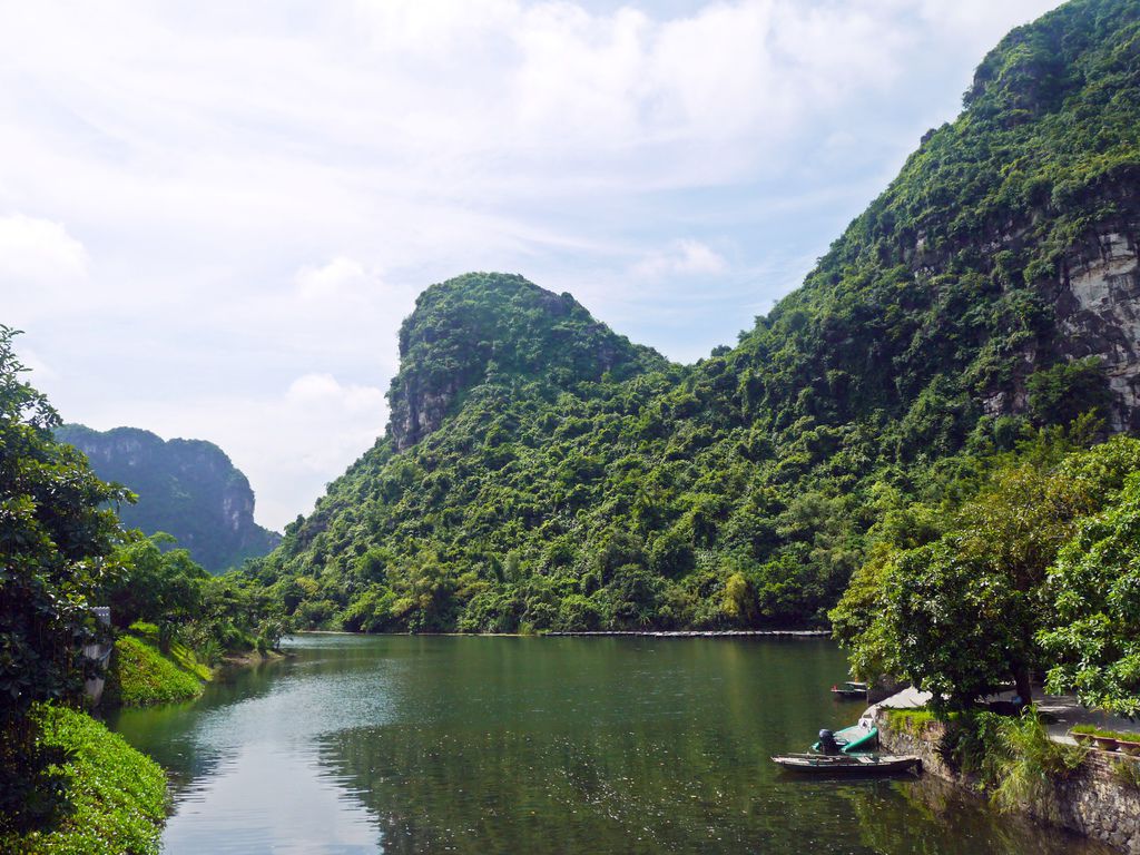 Tràng An - Di Sản Văn Hóa & Thiên Nhiên Thế Giới