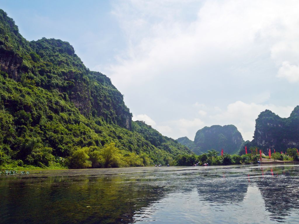 Tràng An - Di Sản Văn Hóa & Thiên Nhiên Thế Giới