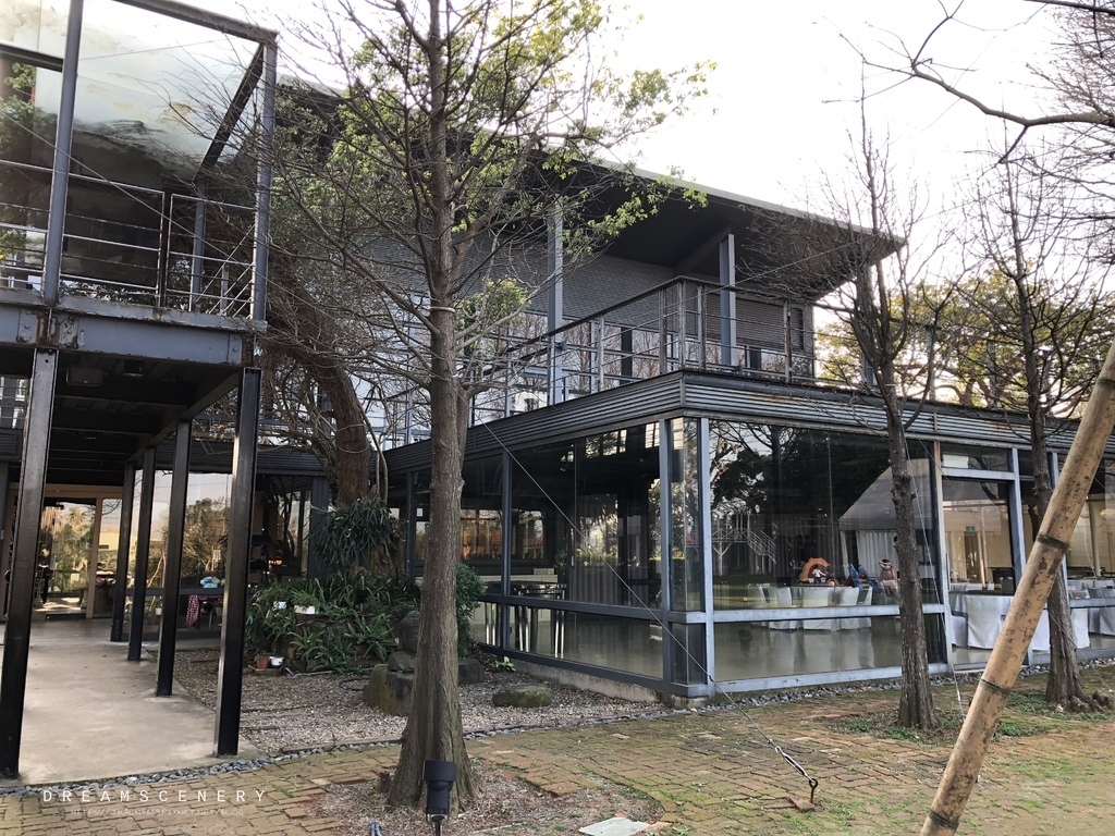 綠風草園餐廳