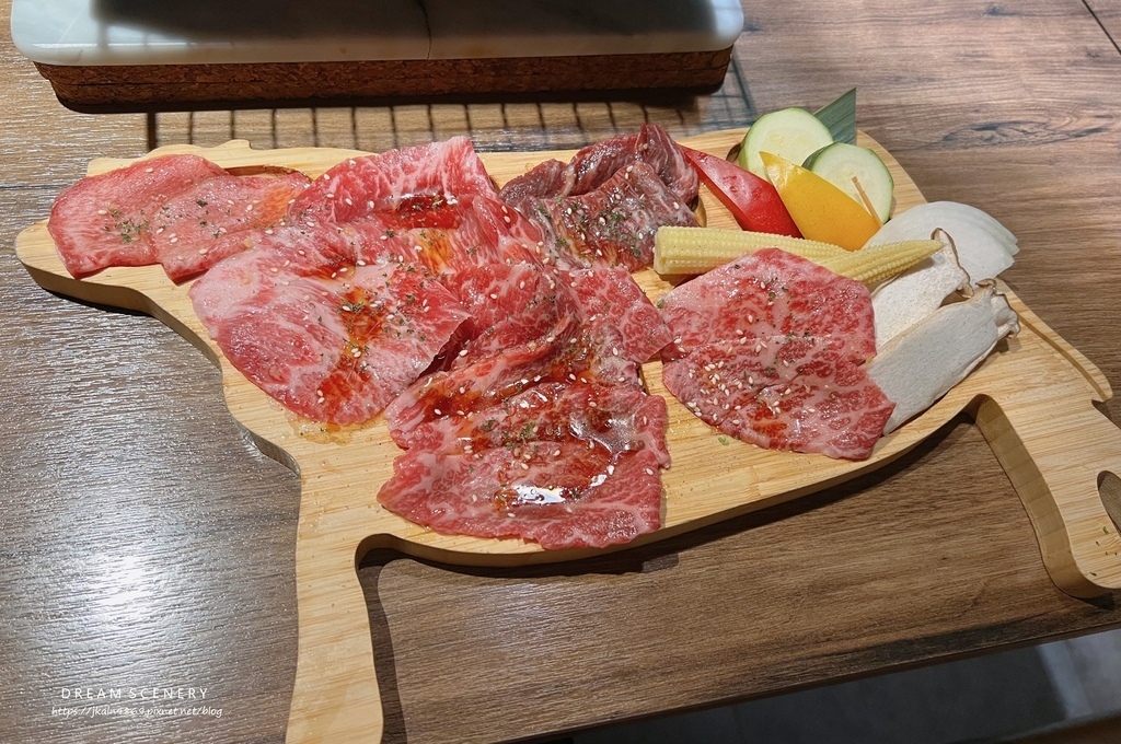 肉平方Double Meat燒肉餐酒