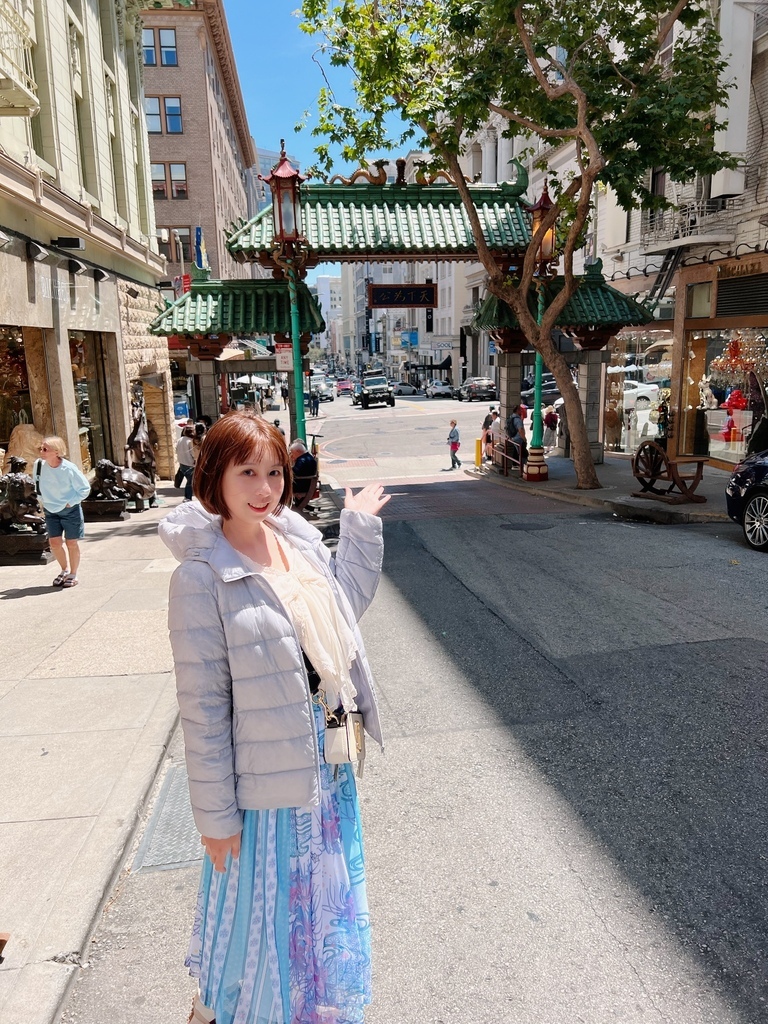 龍門 Chinatown Dragon Gate