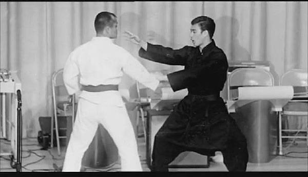 From Ip Man to Bruce Lee - Tracing the Legacy - Part 1 HD[18-16-36].JPG