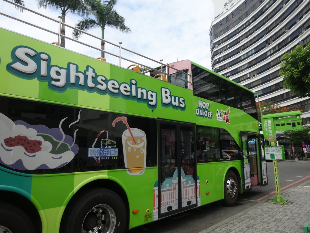 台南雙層觀光巴士