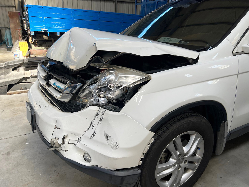 台南汽車維修廠推薦│興泰汽車修配廠│車險理賠維修一條龍服務│
