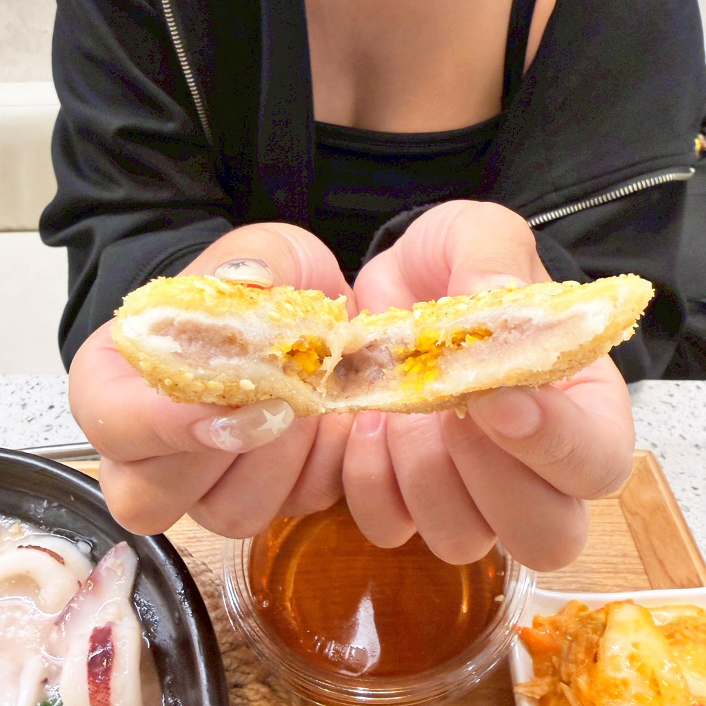 台南美食推薦|寶煲餐飲|東區簡餐外食族必收|小卷整隻卷卷粥| 台南美食推薦|寶煲餐飲|東區簡餐外食族必收|小卷整隻卷卷粥|