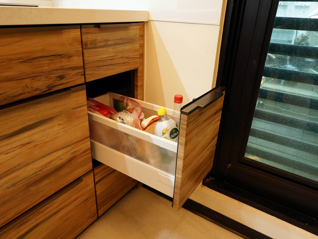 台南廚具推薦│日本寶廚Takara琺瑯櫥櫃│LEMURE旗艦