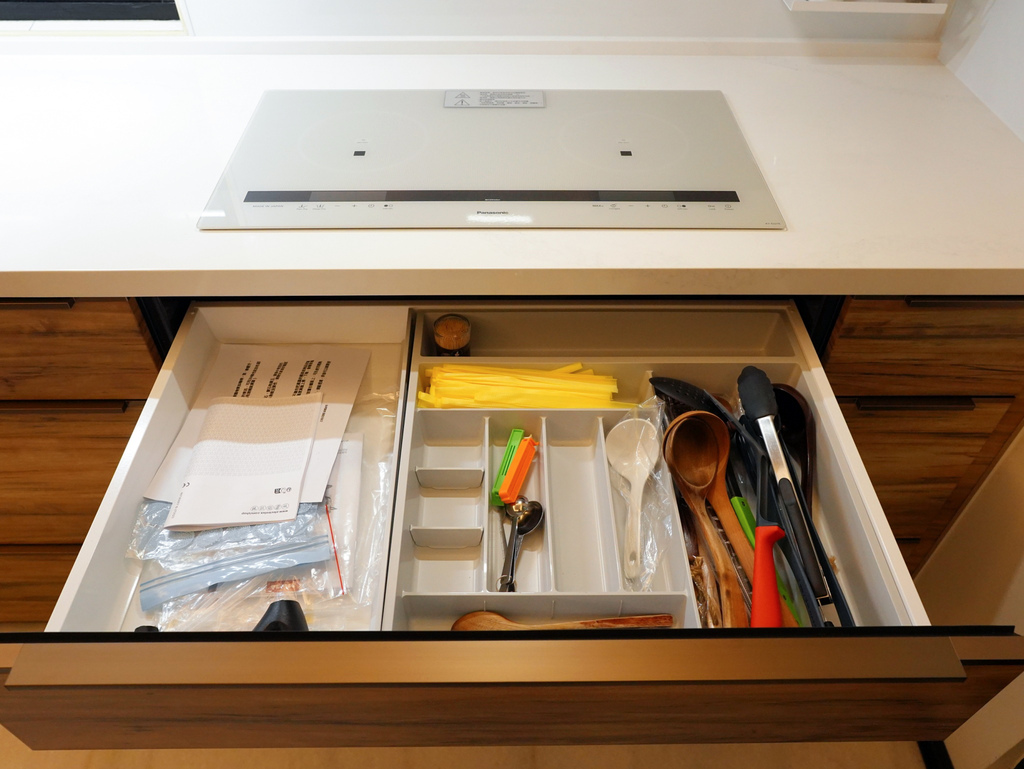 台南廚具推薦│日本寶廚Takara琺瑯櫥櫃│LEMURE旗艦