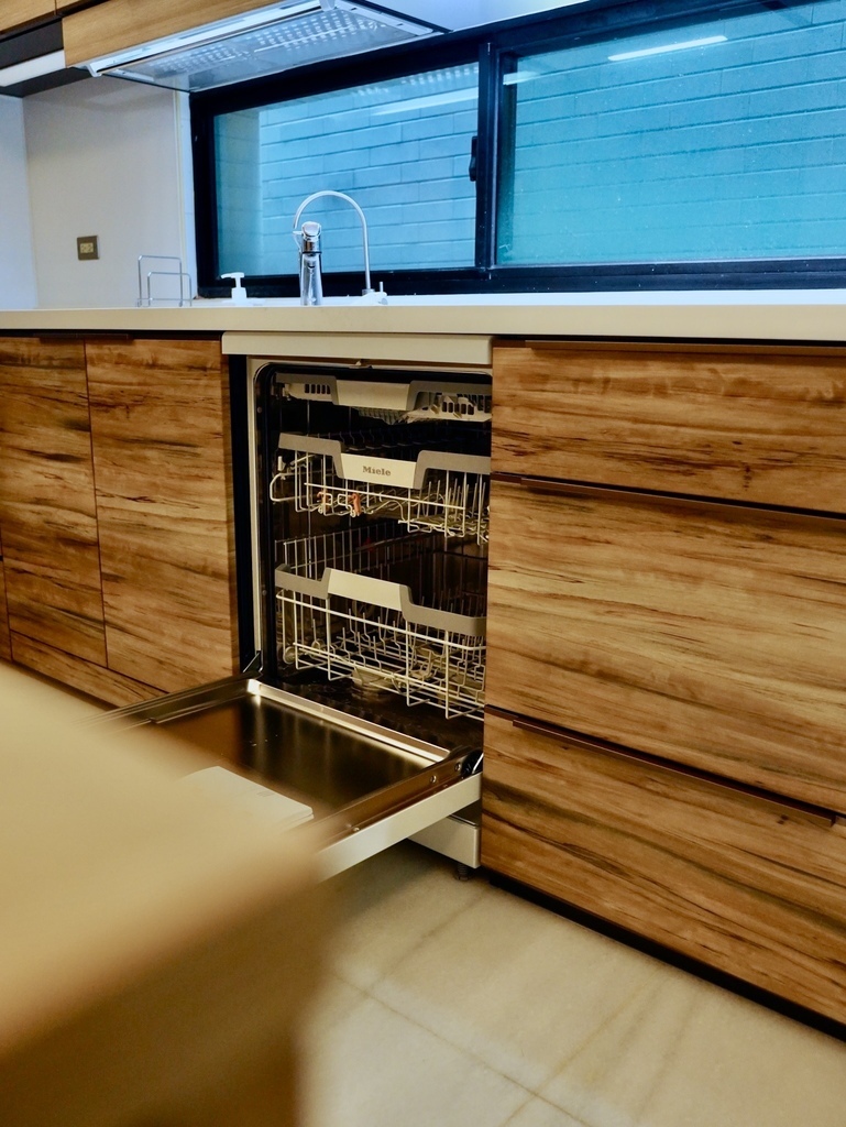 台南廚具推薦│日本寶廚Takara琺瑯櫥櫃│LEMURE旗艦