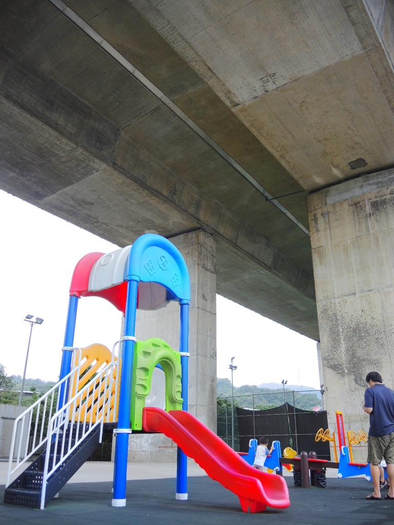 親子景點 ❤ 新北汐止忠孝運動公園 ♪ 新北汐止親子景點 ♩