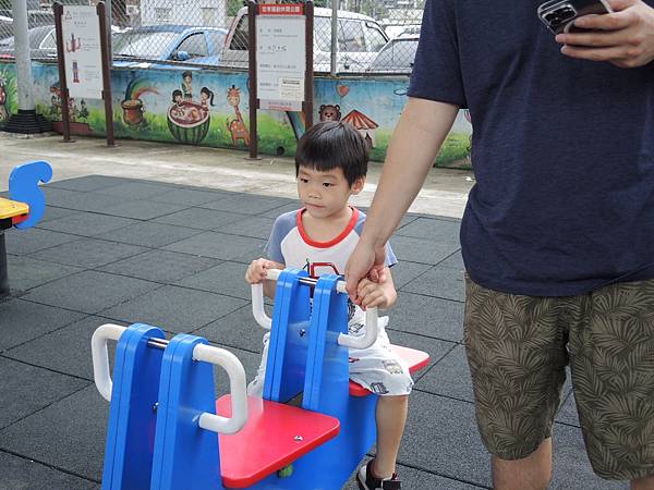 親子景點 ❤ 新北汐止忠孝運動公園 ♪ 新北汐止親子景點 ♩