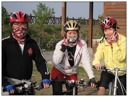 湖濱水鳥公園,感謝好心路人幫我們三個拍照