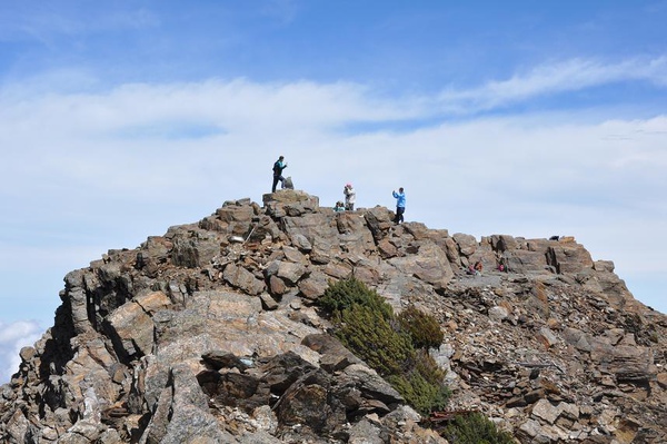 山至絕頂我為峰