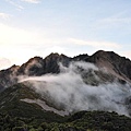 雲霧蒸騰玉山南