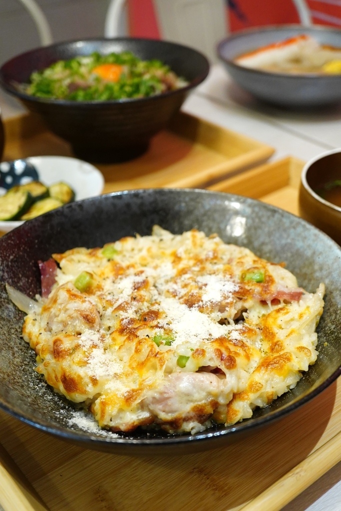 台南日式美食｜東區裕樂亭推薦｜月見蔥燒牛丼｜焗烤奶油雞腿飯