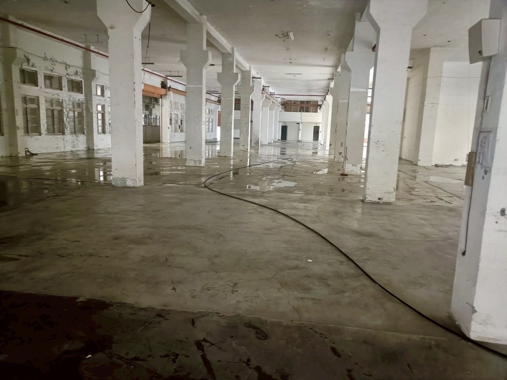 【真實心得】台南振宏油漆工程行施作工廠地坪環氧樹脂漆的驚人變