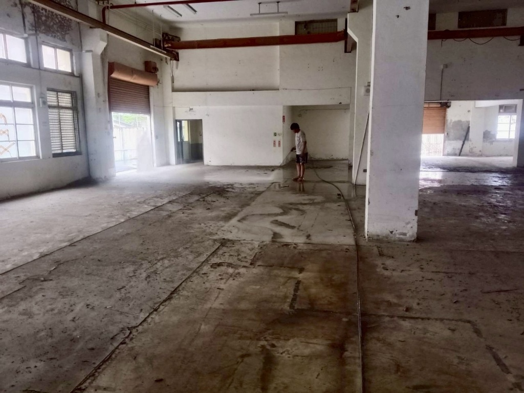 【真實心得】台南振宏油漆工程行施作工廠地坪環氧樹脂漆的驚人變