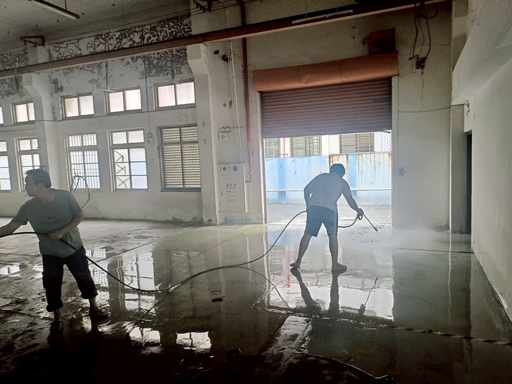 【真實心得】台南振宏油漆工程行施作工廠地坪環氧樹脂漆的驚人變