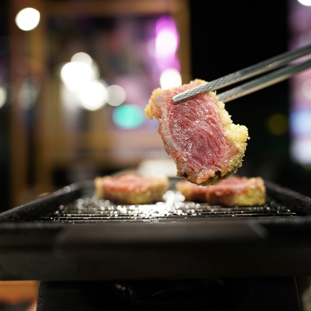 台南日式定食推薦|揪丼份量實在又飽足|小菜/白飯/味噌湯無限 台南日式定食推薦|揪丼份量實在又飽足|小菜/白飯/味噌湯無限