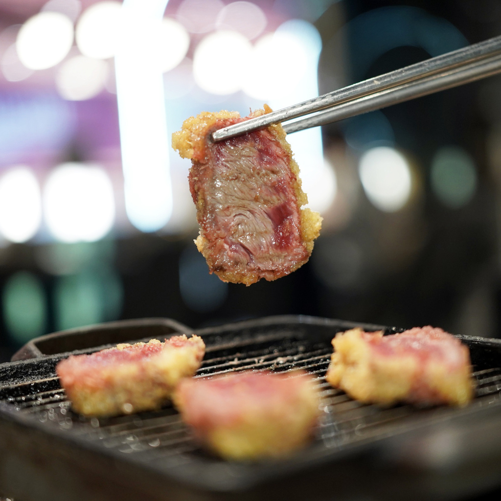 台南日式定食推薦|揪丼份量實在又飽足|小菜/白飯/味噌湯無限 台南日式定食推薦|揪丼份量實在又飽足|小菜/白飯/味噌湯無限