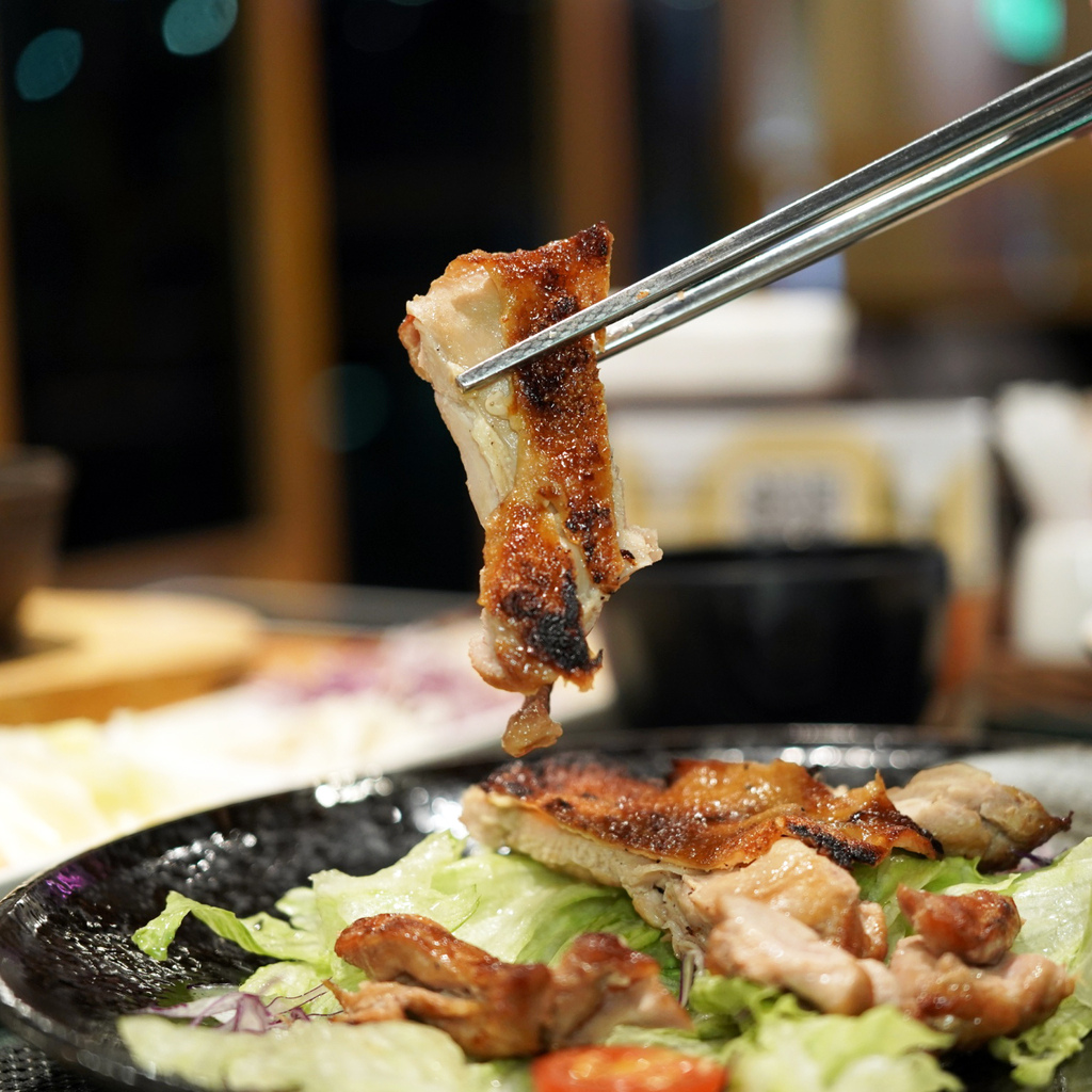 台南日式定食推薦|揪丼份量實在又飽足|小菜/白飯/味噌湯無限 台南日式定食推薦|揪丼份量實在又飽足|小菜/白飯/味噌湯無限