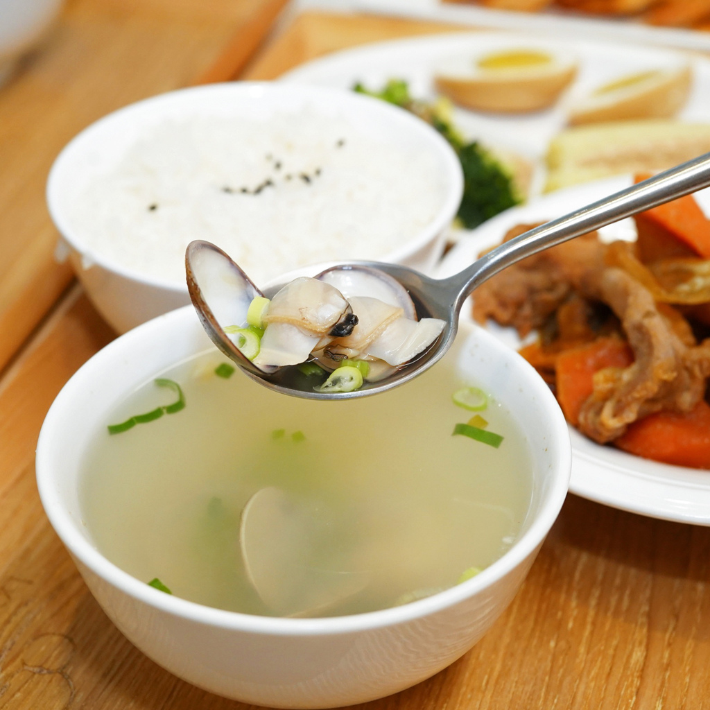 台南美食【寶煲餐飲】每日限量商業套餐｜份量剛好環境舒適｜馬鈴