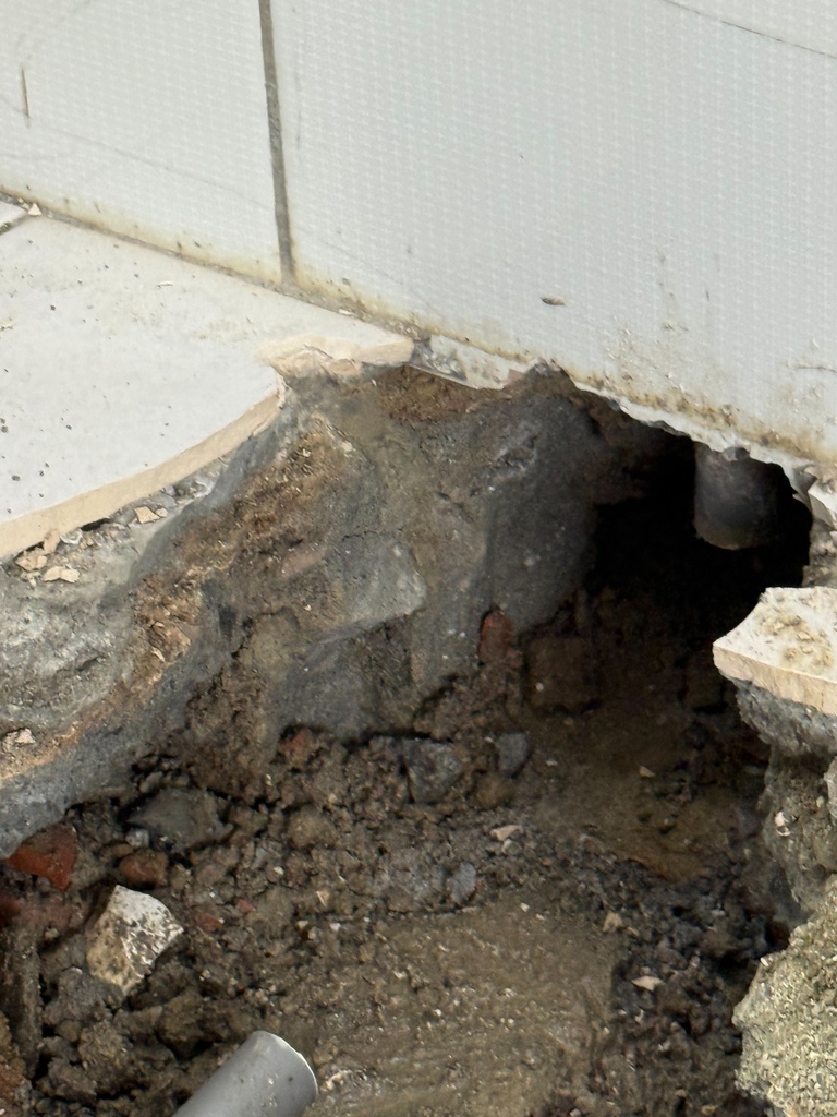 台南抓漏水推薦│安安抓漏師傅神救援│流理台下方水管破裂維修│