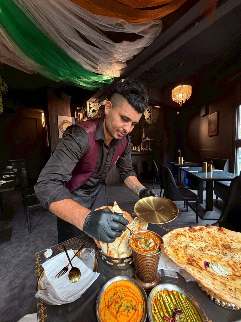 台南印度料理推薦│弗拉弗米印度餐廳│現點現做值得等│印度香料