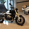 BMW R nineT & K 1600 GTL Exclusive.jpg