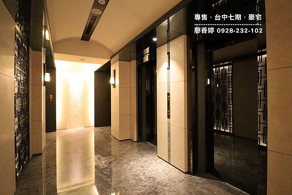 台中七期豪宅 銳豐建設 銳豐悅觀 廖香婷0928232102 (42).JPG