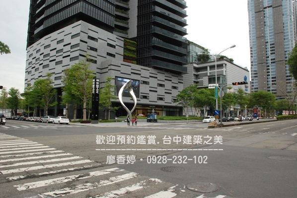 台中頂級商辦大樓-興富發建設-興富發NTC國家商貿中心+專售興富發CBD時代廣場+興富發BHW台灣中心廣場0928232102廖香婷-46.JPG